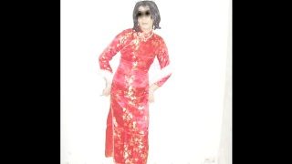 Hong Kong lesbian ladyboy Shirley loves wearing Chinese qipao #1